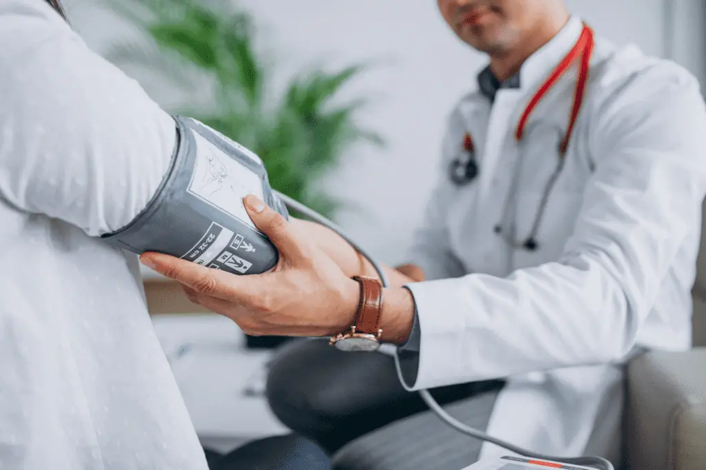 Check If You Have Signs Of High Blood Pressure Without Meeting A Doctor